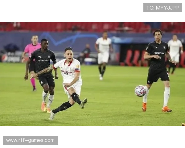 雷恩前场快攻多点开花，撕破防线