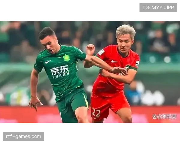 多支球队激烈争夺新星前锋，转会市场热度骤升