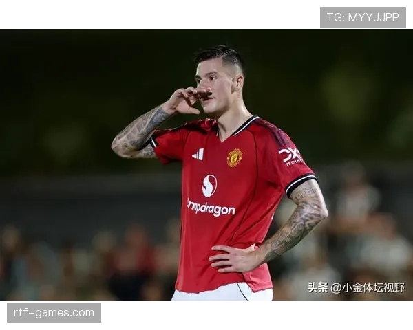 拉什福德独门射术建功，助曼联关键战取胜表现抢眼