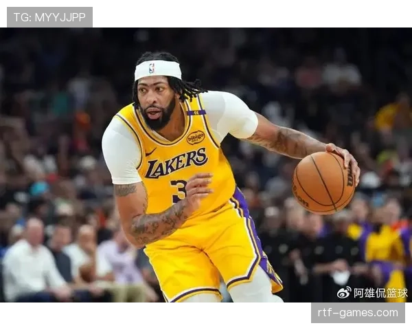 戴维斯提前续约重塑湖人未来格局,新合同如何影响球队未来几季争冠前景? 戴维斯提前续约重塑湖人未来格局,新合同如何影响球队未来几季争冠前景?