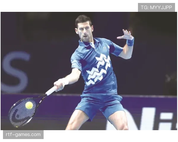 德约科维奇早餐吃金箔配蛋白粉，训练完顺手给私人海岛续了十年租